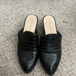 Chinese Laundry Block Heel Clog